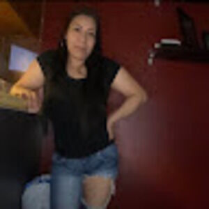 Meet your Posher, Yaned